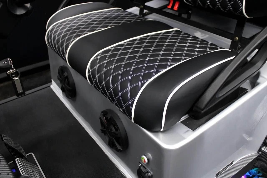 EV4+2G 25mphの上のゴルフ車のカスタマイズ可能な色の上限のアップグレード可能